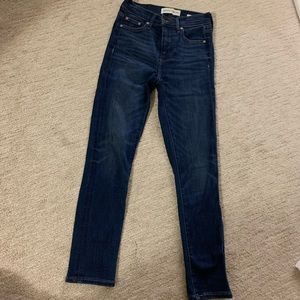 Aritzia Denim Forum Nico Midrise Skinny Crop